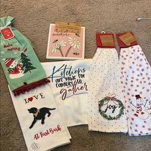 Hallmark Festive Kitchen Linens Set - Red, Green, White